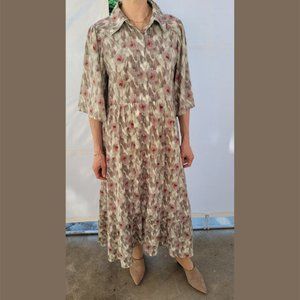 Gracia Floral Light flowing midi dress